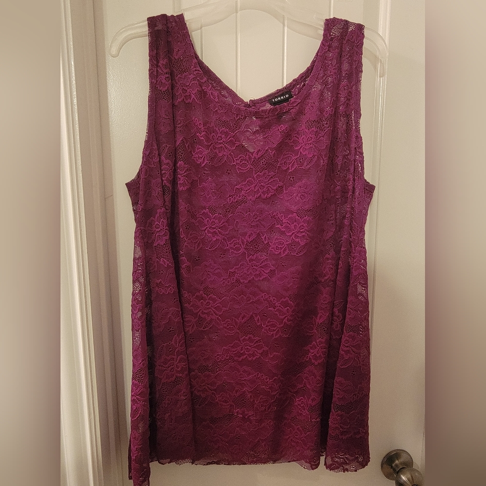 TORRID Fuschia Lace Tank, size 0